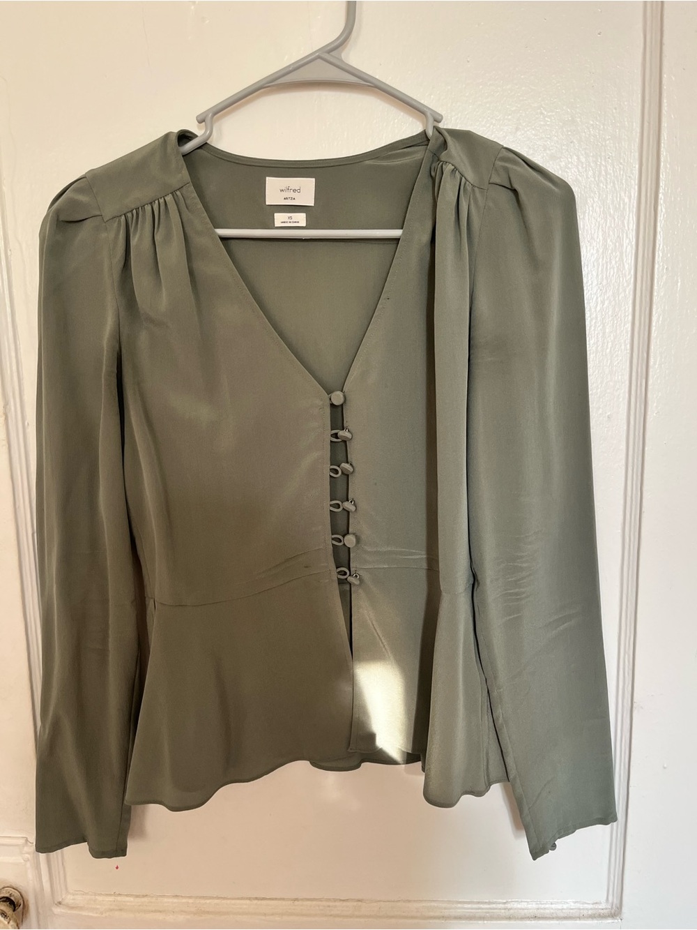 Wilfred Button-Front Blouse